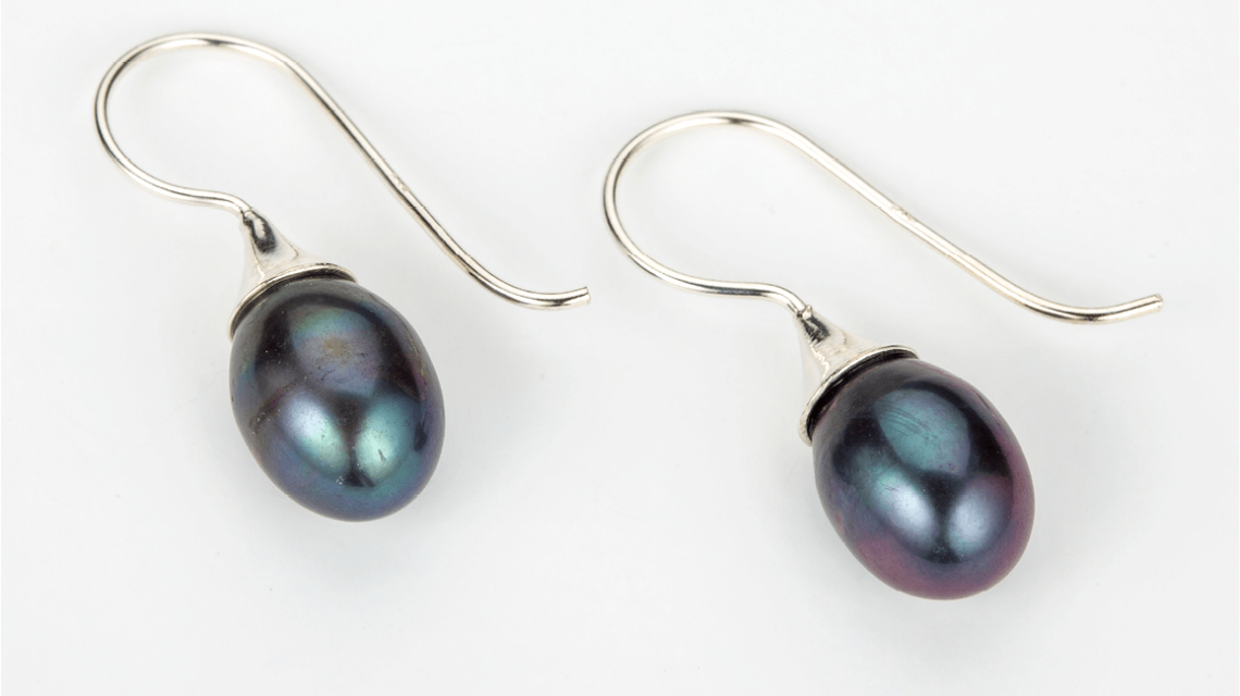 Sterling Silver Pin Earrings in Black Pearl- FE23BS & FE23BL