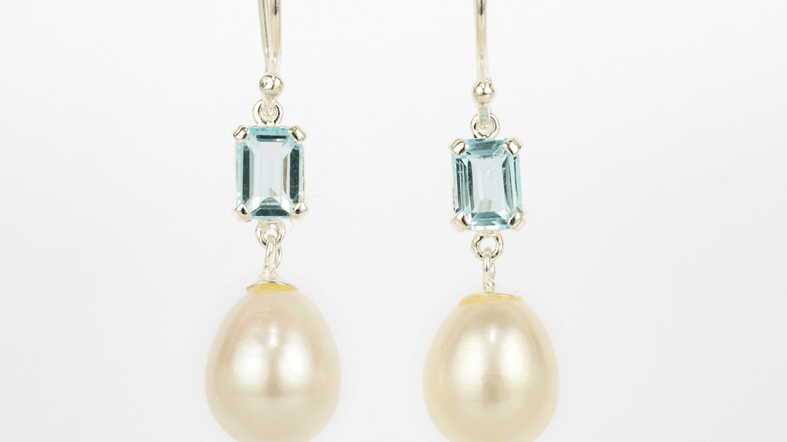 Pearl Drop Earrings with Aquamarine Gemstone - FE45A