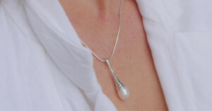 tina-scott-collections-jewellery-sterling-silver-freshwater-pearls-semiprecious-stones-handmade-gemstone-jewellery-homepage-8-300